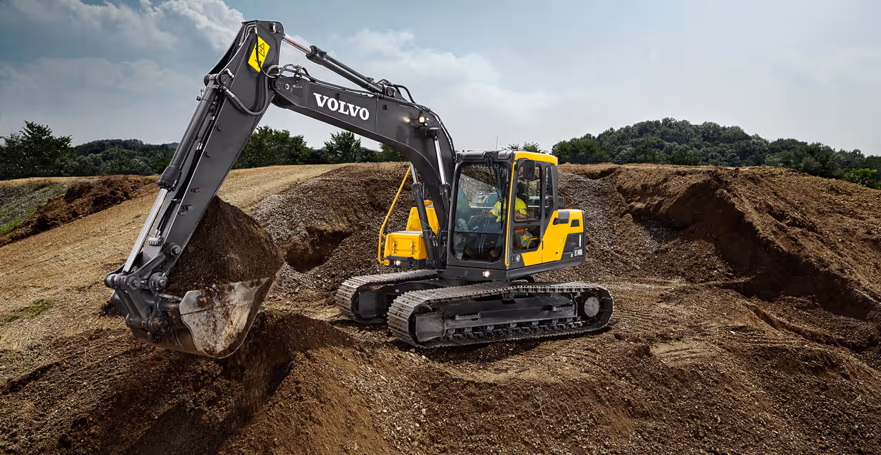 Escavadeira de Esteiras Volvo EC210F